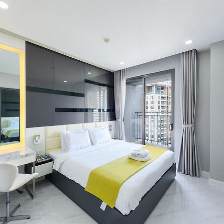 Stellar Cbd Rivergate Apartment - Pool - Free 4G Sim For 3 Nights Ho Şi Min Dış mekan fotoğraf